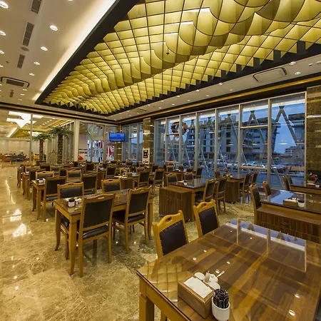 Hotel Gherdan Gold 4*