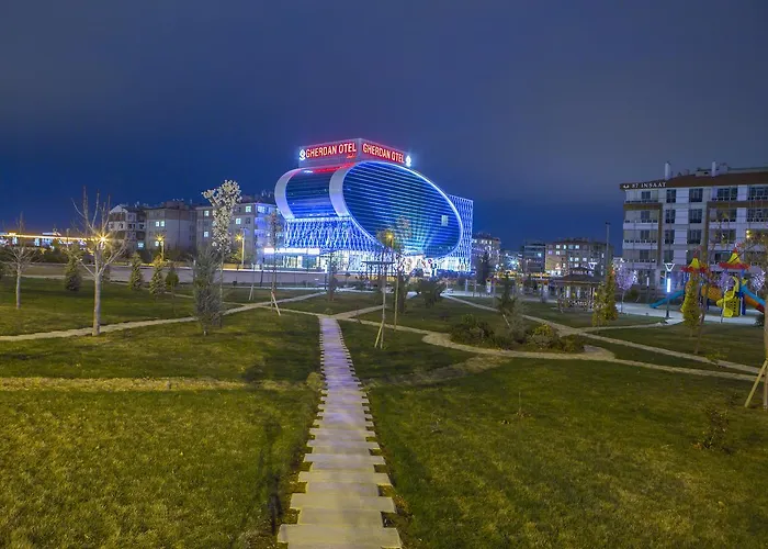 Hotel Gherdan Gold 4*